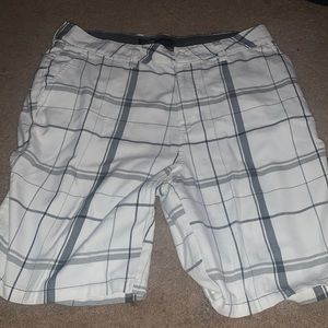 Men’s board shorts